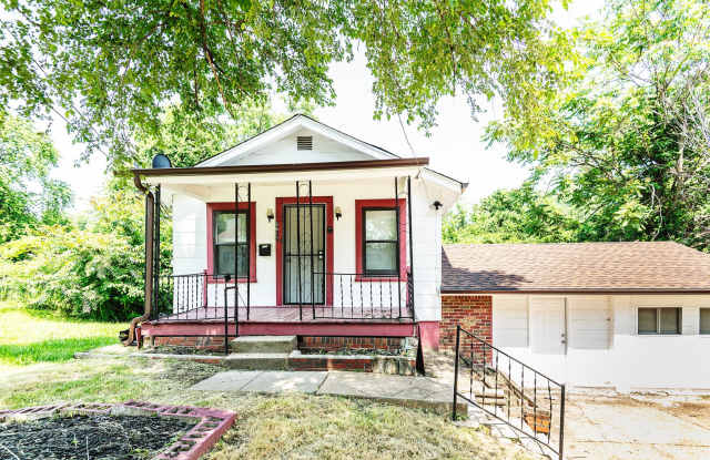 Charming 2-Bedroom Home for Lease photos photos