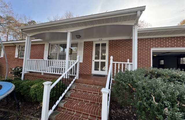 408 East Simmons Avenue - 408 East Simmons Avenue, Williamston, NC 27892