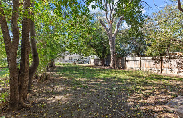 251 Millwood North Gallery 2
