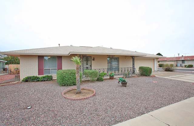 9331 W Arrowhead Dr - 9331 West Arrowhead Drive, Sun City, AZ 85351