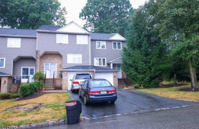 108 Stockton Ct - 108 Stockton Court, Parsippany-Troy Hills, NJ 07950