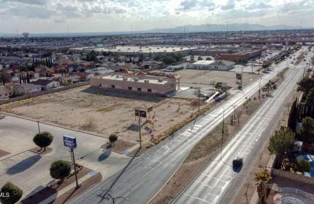 12360 Montwood Drive Gallery 3