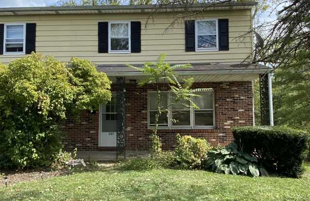 327 Griffith Dr photos photos