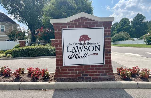 Stunning VB Townhome Style Condo Gallery 3