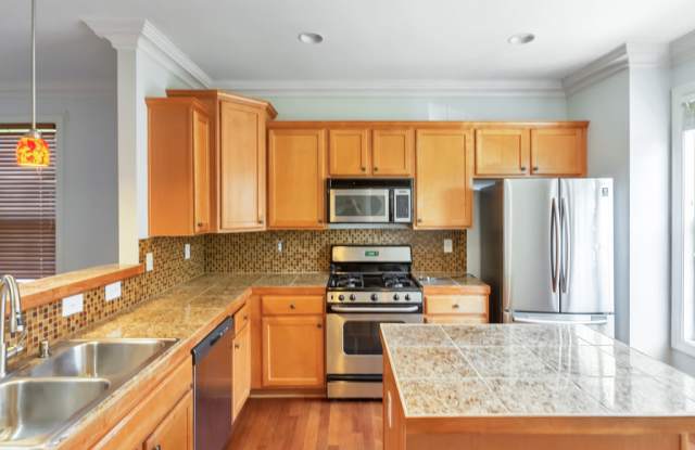 3214 Greenwood Oak Drive - 1 Gallery 3