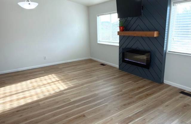 Stunning updated 4 bed conveniently located Gallery 3