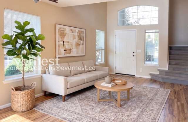 1121 Fenwick Drive Gallery 2