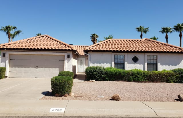 5720 E Monte Cristo Avenue - 5720 East Monte Cristo Avenue, Phoenix, AZ 85254