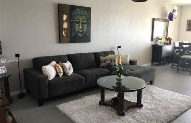 1075 NW 33rd Mnr Gallery 3