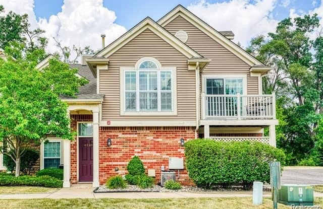 4341 Deeside Drive photos photos