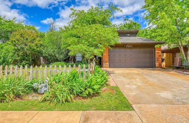 1251 Kingston Rd photos photos