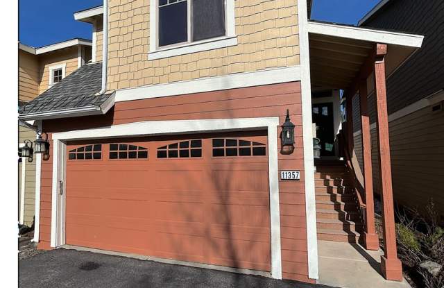 Long-Term Lease: The Ponderosa Meadows Townhouse photos photos