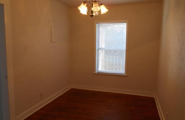 1041 6TH Avenue N Gallery 3