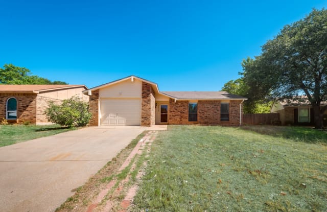 3732 Bee Tree Lane - 3732 Bee Tree Lane, Fort Worth, TX 76133