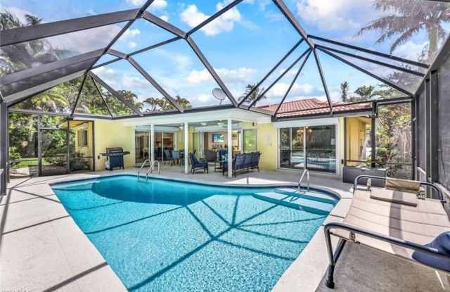 723 Willowhead Dr photos photos