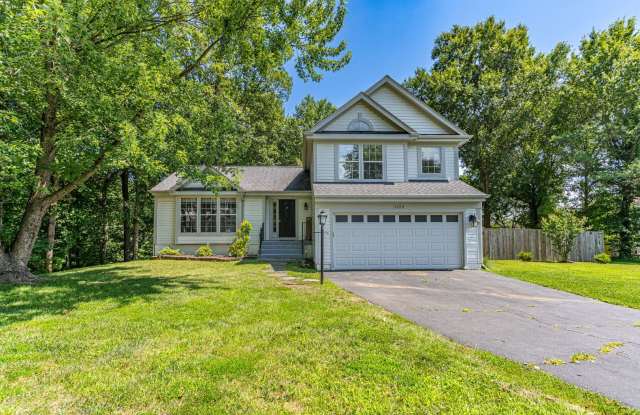 Spacious Home with 2-Car Garage photos photos
