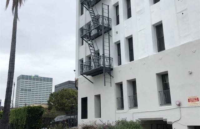 808 S Hobart Blvd - 808 South Hobart Boulevard, Los Angeles, CA 90005