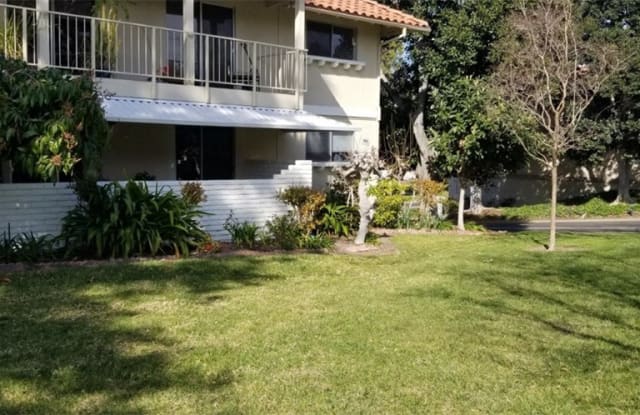 781 VIA LOS ALOS - 781 Via Los Altos, Laguna Woods, CA 92637