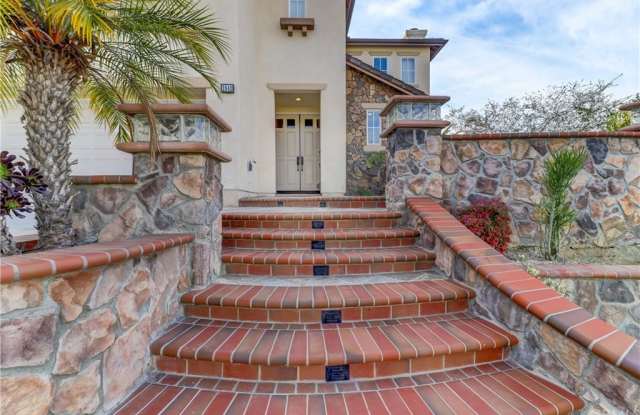 1841 S Floyd Court Gallery 4