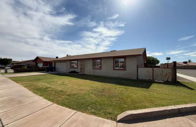 Pool Home in Ponderosa Valley! photos photos