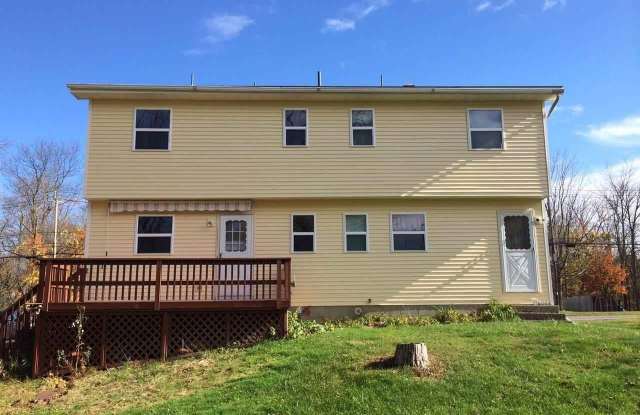 496 Old Niskayuna Road Gallery 3