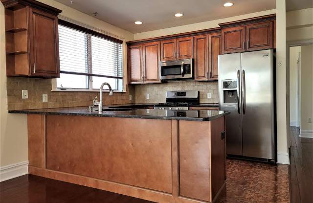 1000 WEST ST - 1000 West Street, Union City, NJ 07087