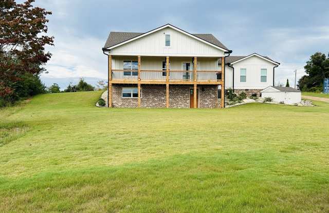 425 Smokey Road photos photos