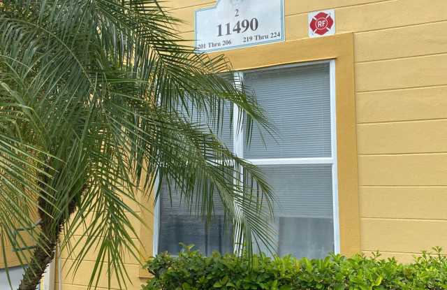 11490 Villa Grand # 209 Gallery 2