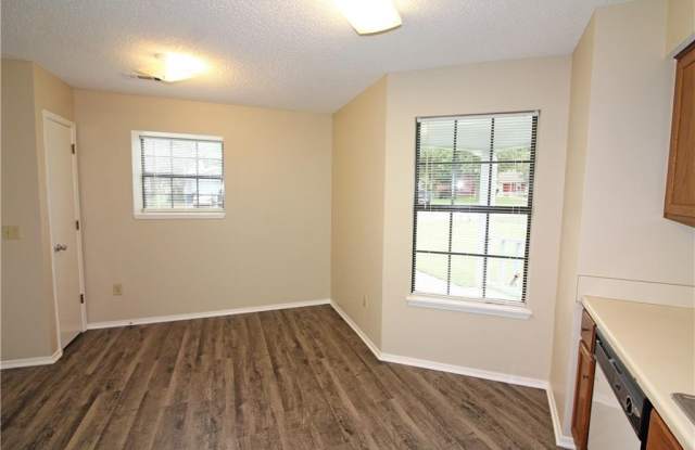 1108 Spriggs  CT Gallery 4