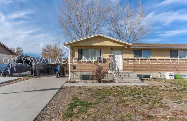 285 N 300 W photos photos