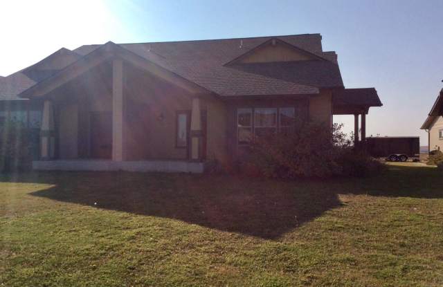 Duplex in South Heart photos photos