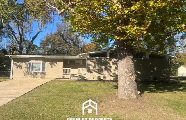 2322 Rodgers Drive Northeast photos photos