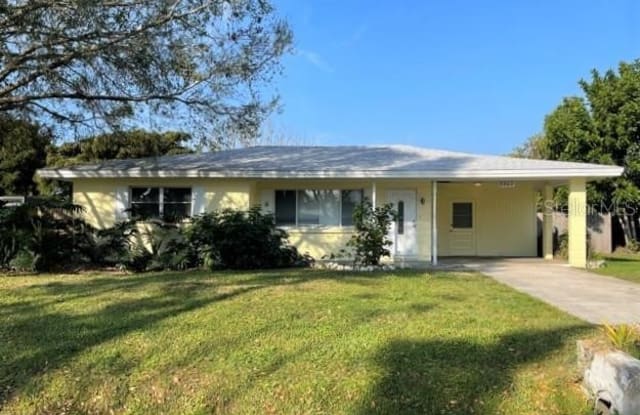 5922 OLIVE AVENUE - 5922 Olive Avenue, Gulf Gate Estates, FL 34231