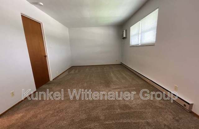 9940-7 Old Lincoln Trail Gallery 3