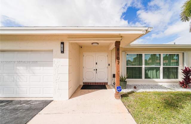 8107 NW 74th Ave photos photos 8107 NW 74th Ave photos photos