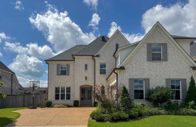 621 COVINGTON WALK Ln S photos photos