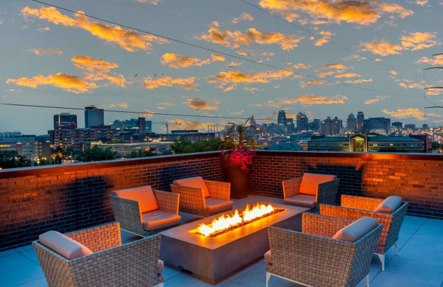 2501 Beacon Hill Gallery 2