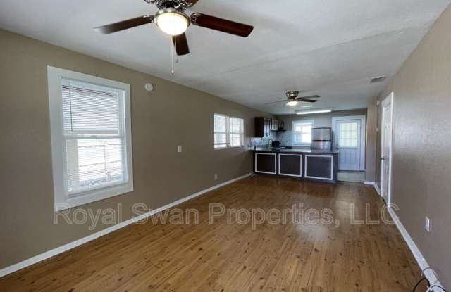 4520 Clubhouse Road Gallery 2