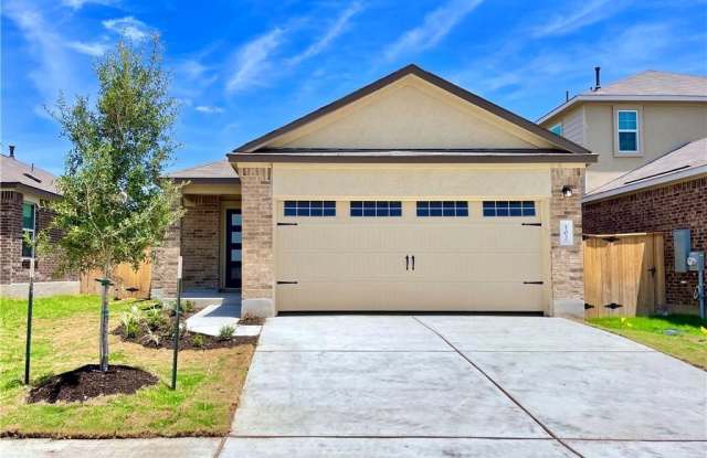 102  Milliner LOOP - 102 Milliner Loop, Hutto, TX 78634
