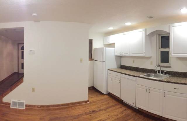 2 Bedroom Stanton Heights Townhouse Gallery 4
