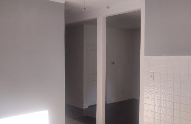 1058 Cecil Avenue Gallery 4