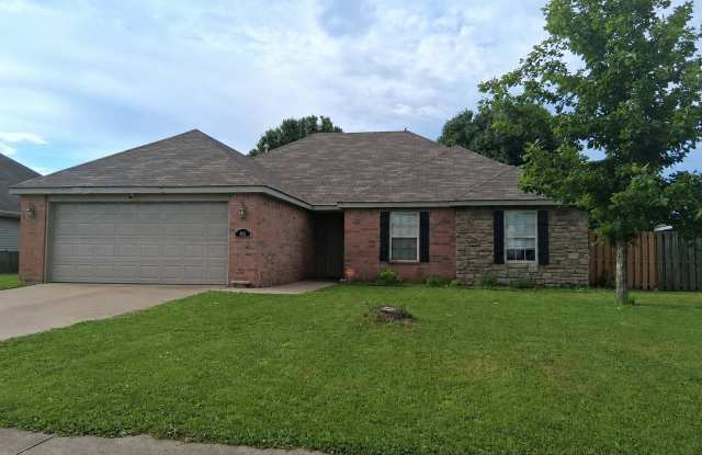 Charming 3-Bedroom Home in Rogers, AR photos photos