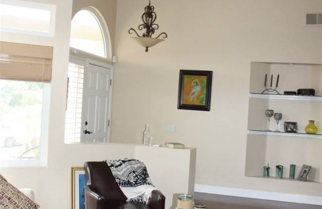 5570 Via Vallarta Gallery 3