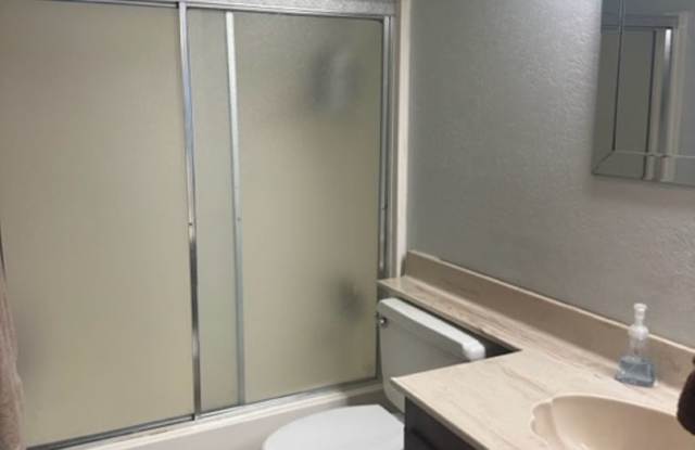 Stunning 2 Bed, 2 Bath Condo at Mammoth Ski and Racquet! - 248 Mammoth Slopes Drive, Mammoth Lakes, CA 93546