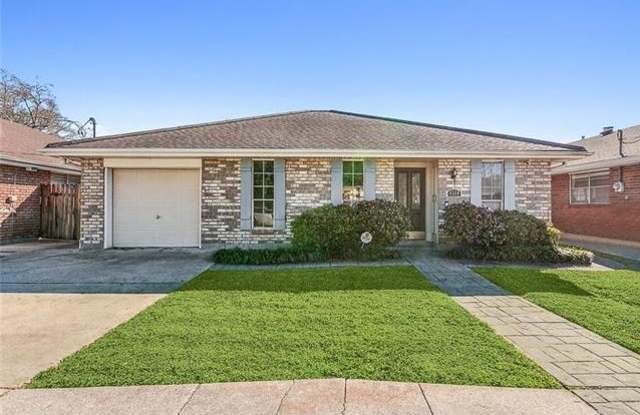 4320 Arizona Avenue photos photos