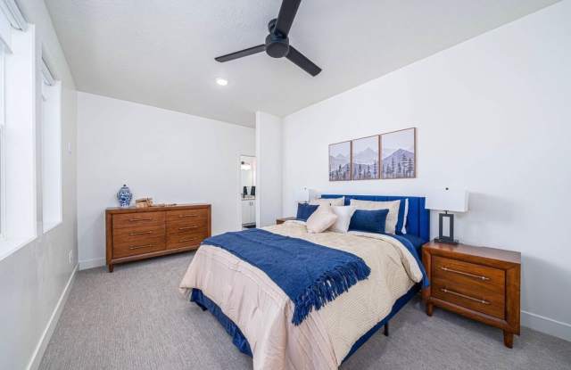 Charming Townhomes with private rooms photos photos