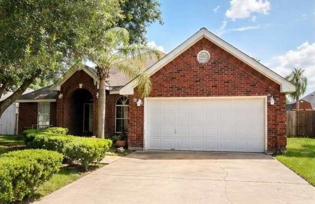 3100 Falcon Avenue photos photos