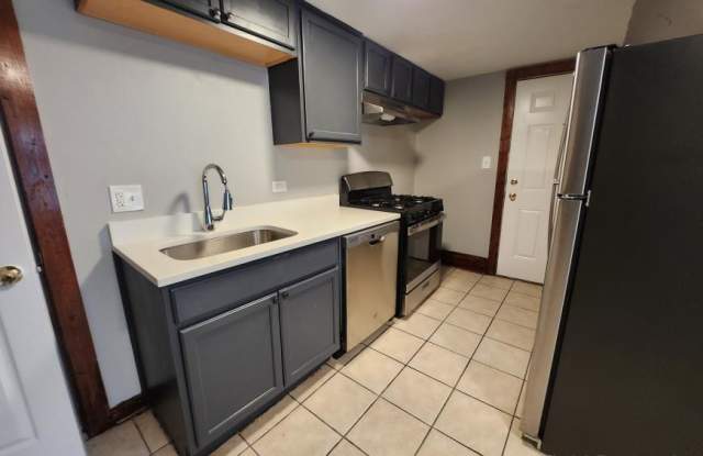 2855 E 82nd - 2855 East 82nd Street, Chicago, IL 60617