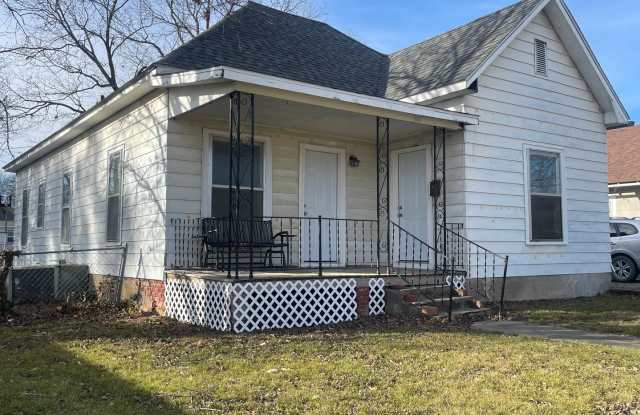 Newly remodeled 3 bedroom, 1 bath home in Caney photos photos Newly remodeled 3 bedroom, 1 bath home in Caney photos photos