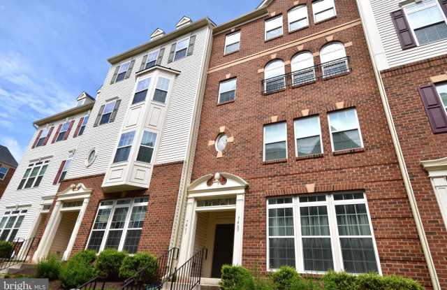 7461 BRUNSON CIR #10F - 7461 Brunson Cir, Gainesville, VA 20155